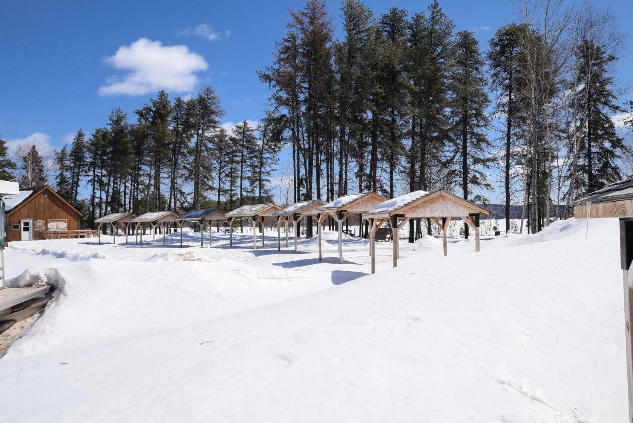 Les Condos Du Lac Taureau- Rooms & Condos Saint-Michel Zewnętrze zdjęcie